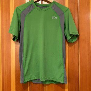[Mountain Hardwear] Green and Gray Short Sleeve Athletic Shirt - Size M
